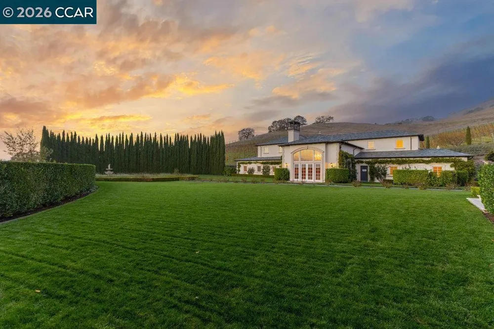10 Serenity Ln Alamo, CA 94507