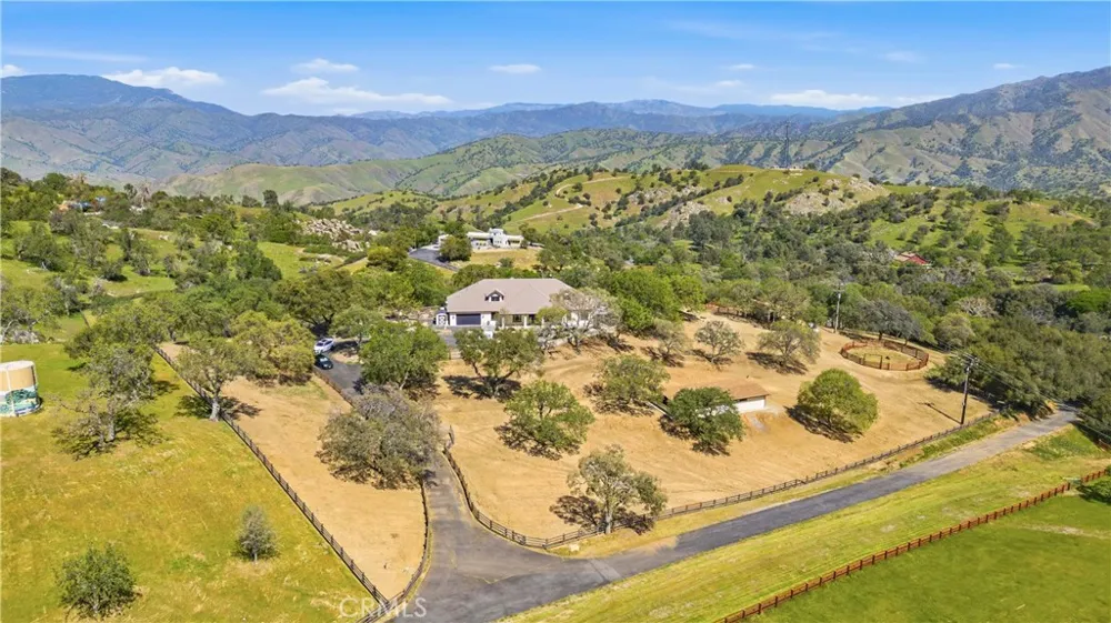 27153 Deer Creek Way Keene, CA 93531