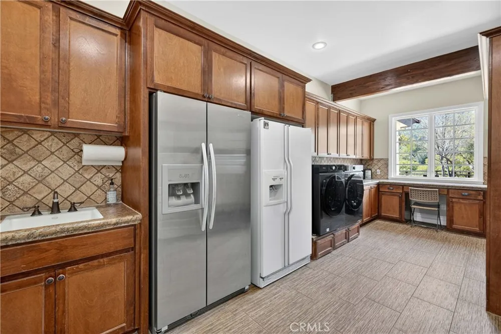 27153 Deer Creek Way Keene, CA 93531