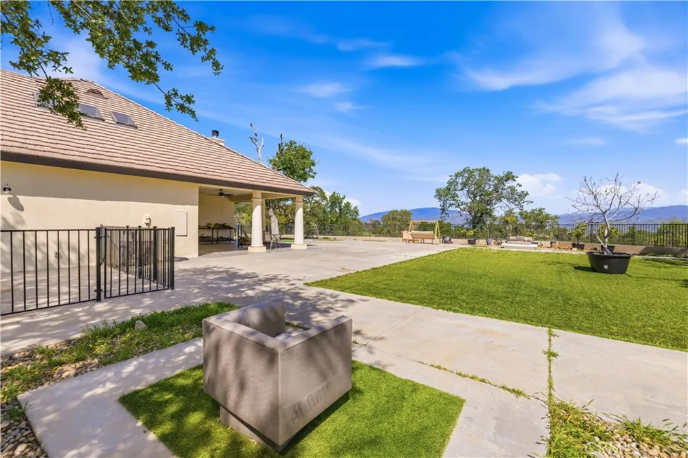 27153 Deer Creek Way Keene, CA 93531