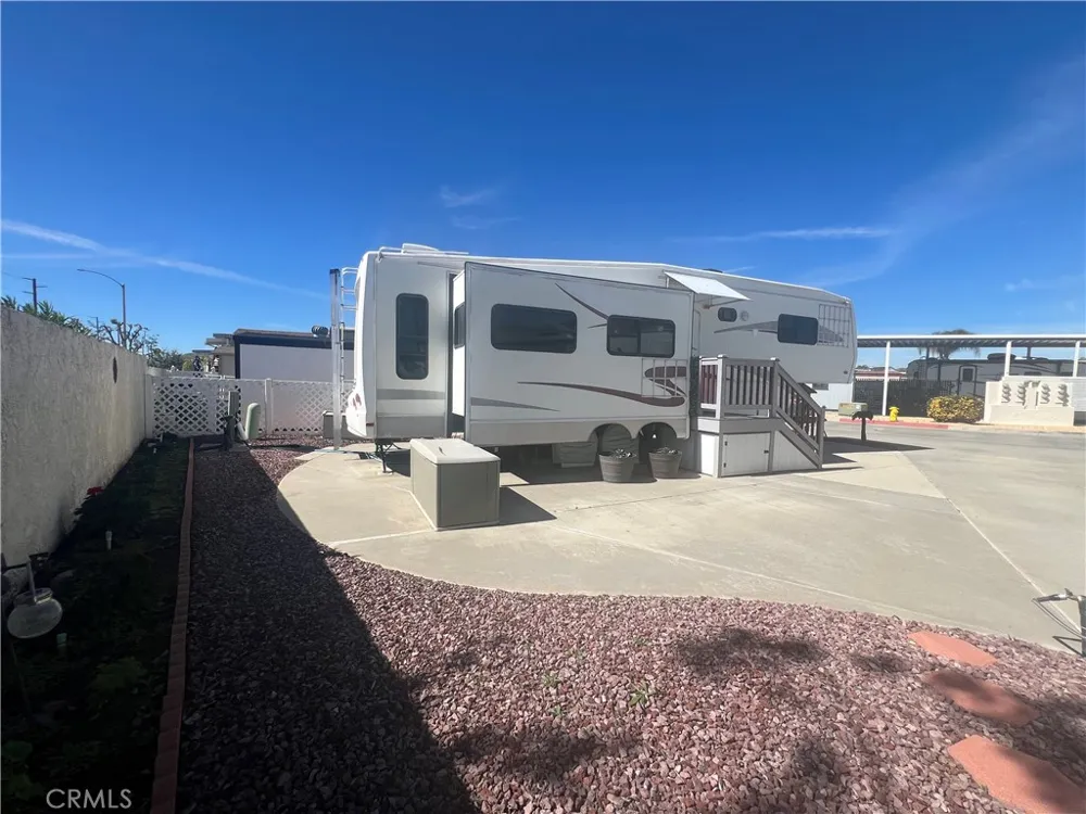 1295 S Cawston Avenue Hemet, CA 92545