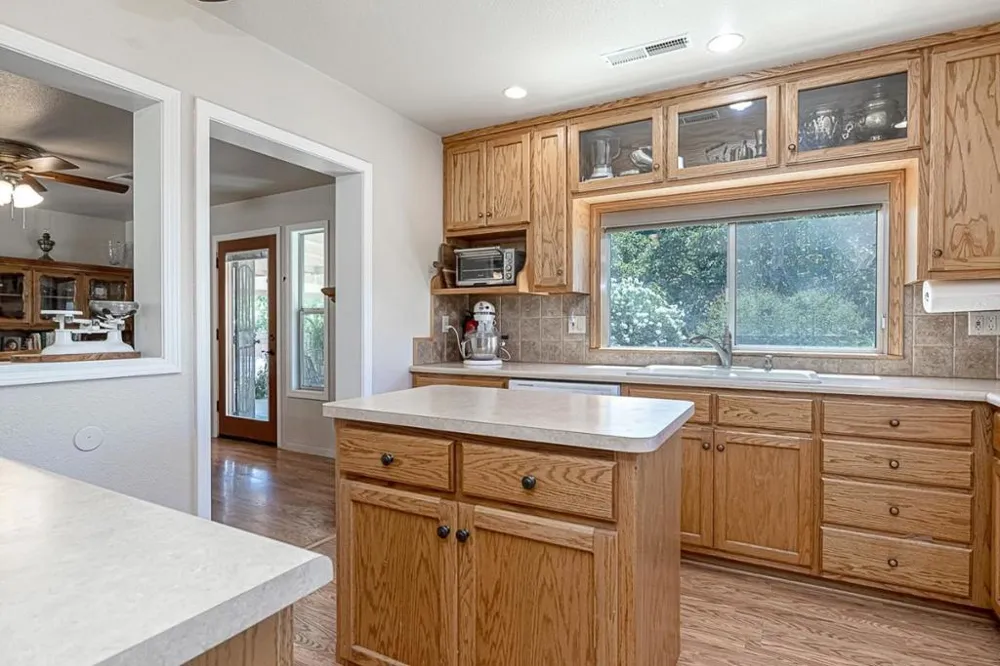 3719 Hart Road Modesto, CA 95358