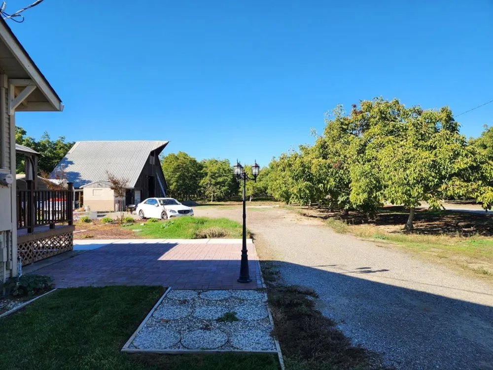 3719 Hart Road Modesto, CA 95358