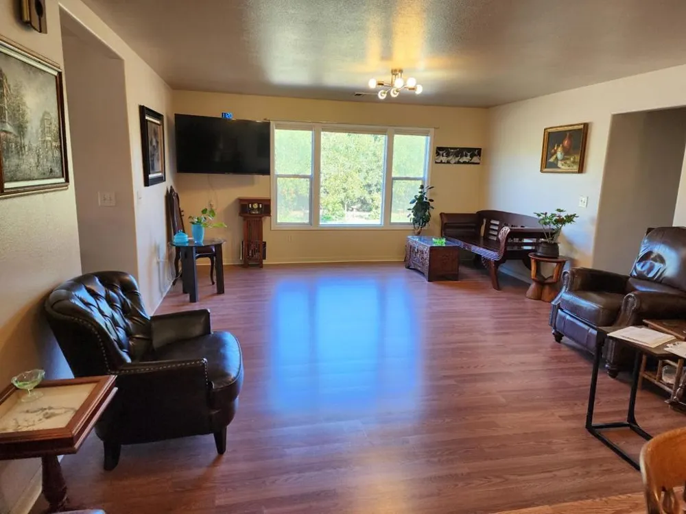 3719 Hart Road Modesto, CA 95358