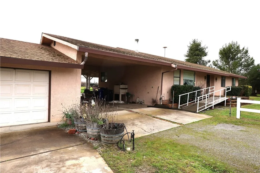 4909 Edith Ave Corning, CA 96021
