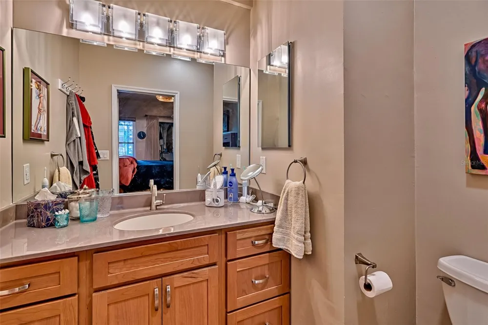 201 SE 2ND AVENUE #317 Gainesville, FL 32601