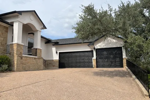 17109 Northlake Hills Drive