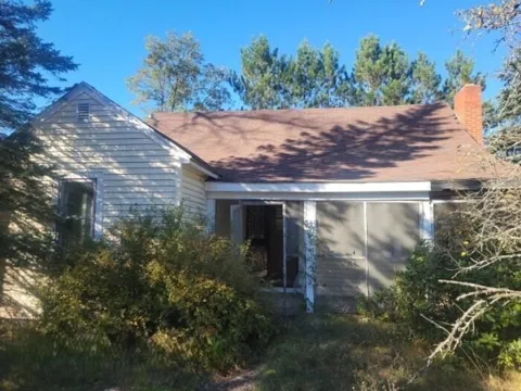 343 E Dubois