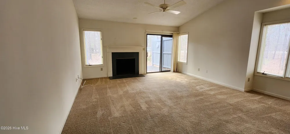 1904 Sherbrooke Circle Laurinburg, NC 28352