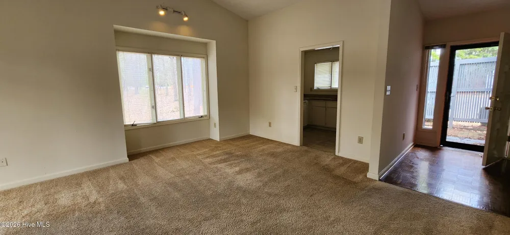 1904 Sherbrooke Circle Laurinburg, NC 28352