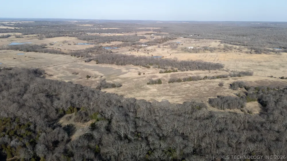 E 1150 ROAD Henryetta, OK 74437