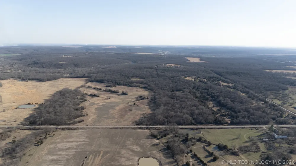 E 1150 ROAD Henryetta, OK 74437