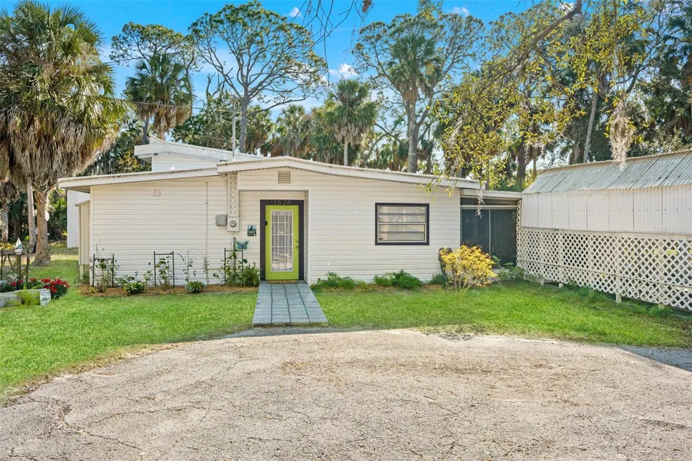 1524 INDIAN BAY ROAD Hernando Beach, FL 34607