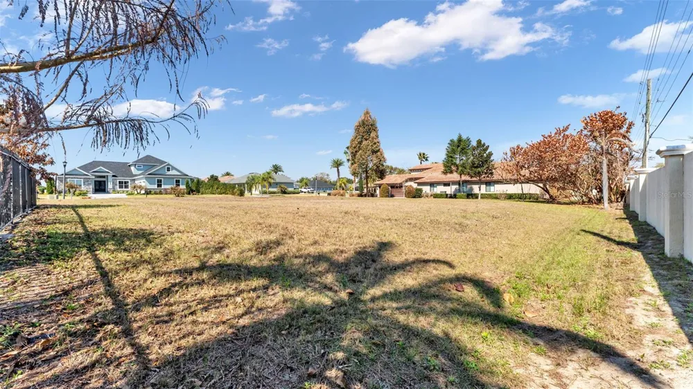 4410 EMERALD PALMS LANE Winter Haven, FL 33884