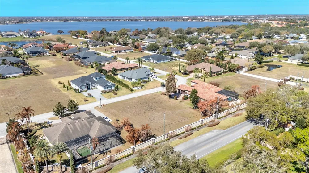 4410 EMERALD PALMS LANE Winter Haven, FL 33884