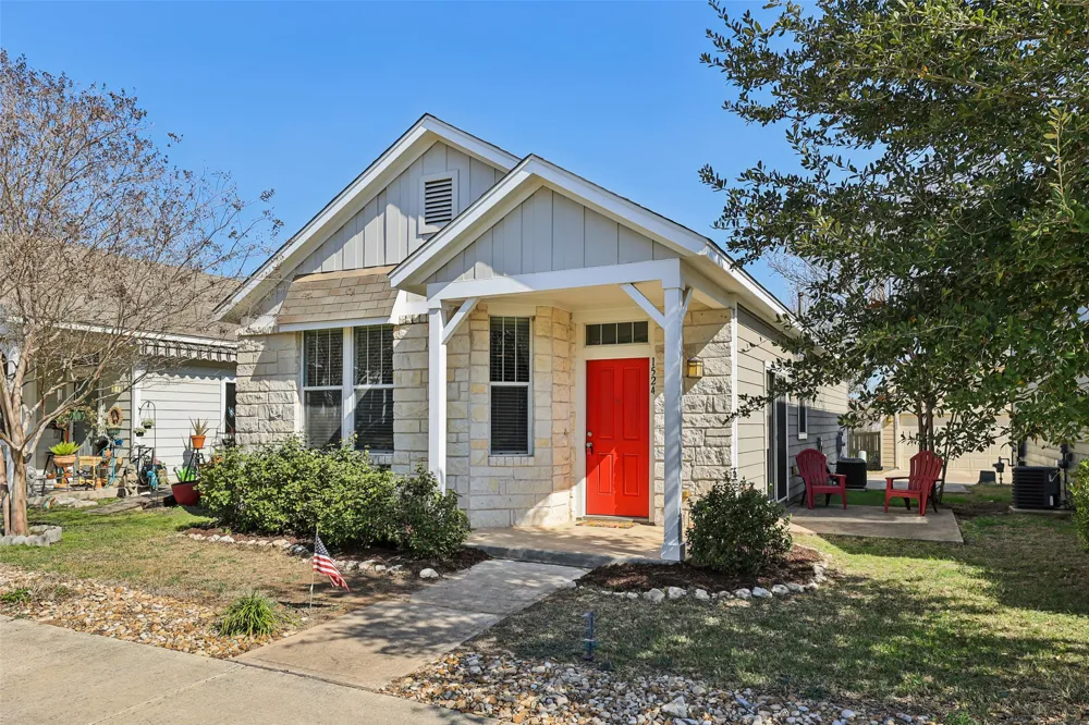 1524 Sanders Kyle, TX 78640