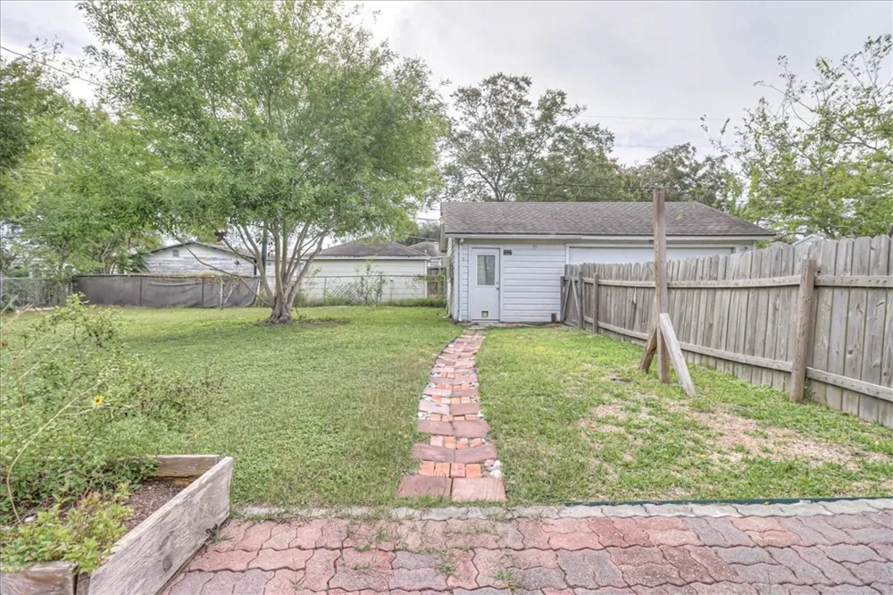 517 Mcclendon Street Corpus Christi, TX 78404