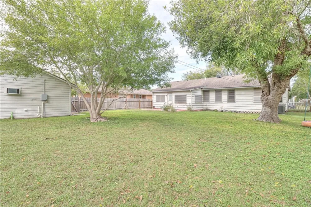 517 Mcclendon Street Corpus Christi, TX 78404