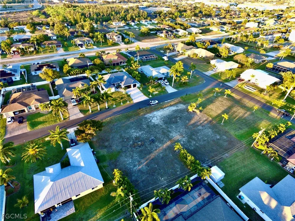 SW 37th Terrace Cape Coral, FL 33914