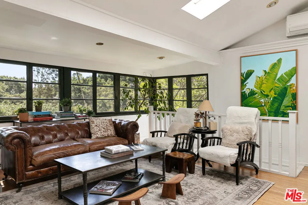 913 FERNWOOD PACIFIC DRIVE Topanga, CA 90290