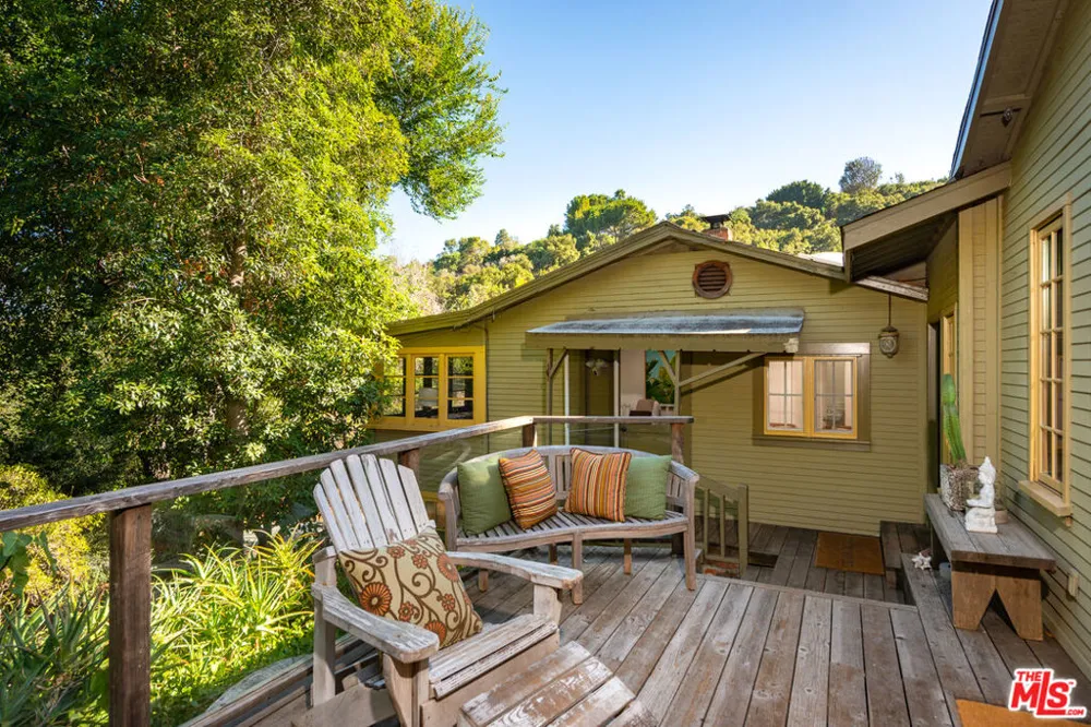 913 FERNWOOD PACIFIC DRIVE Topanga, CA 90290