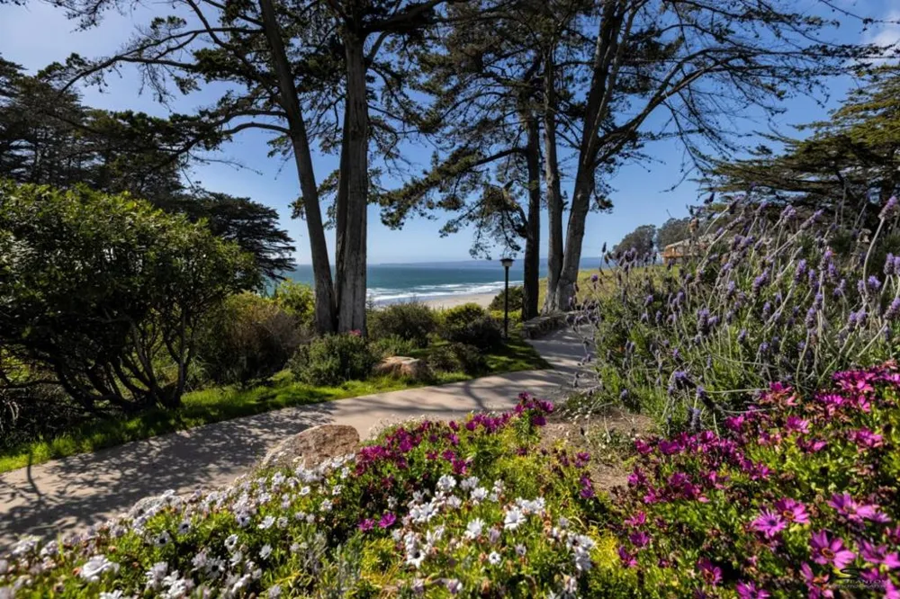 211 Seascape Resort Drive Aptos, CA 95003