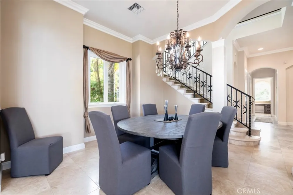 38750 Celita Temecula, CA 92592