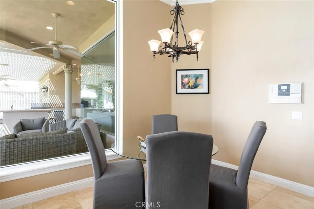 38750 Celita Temecula, CA 92592