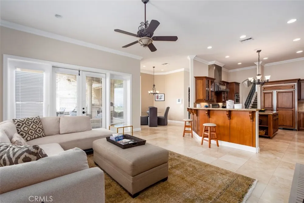 38750 Celita Temecula, CA 92592