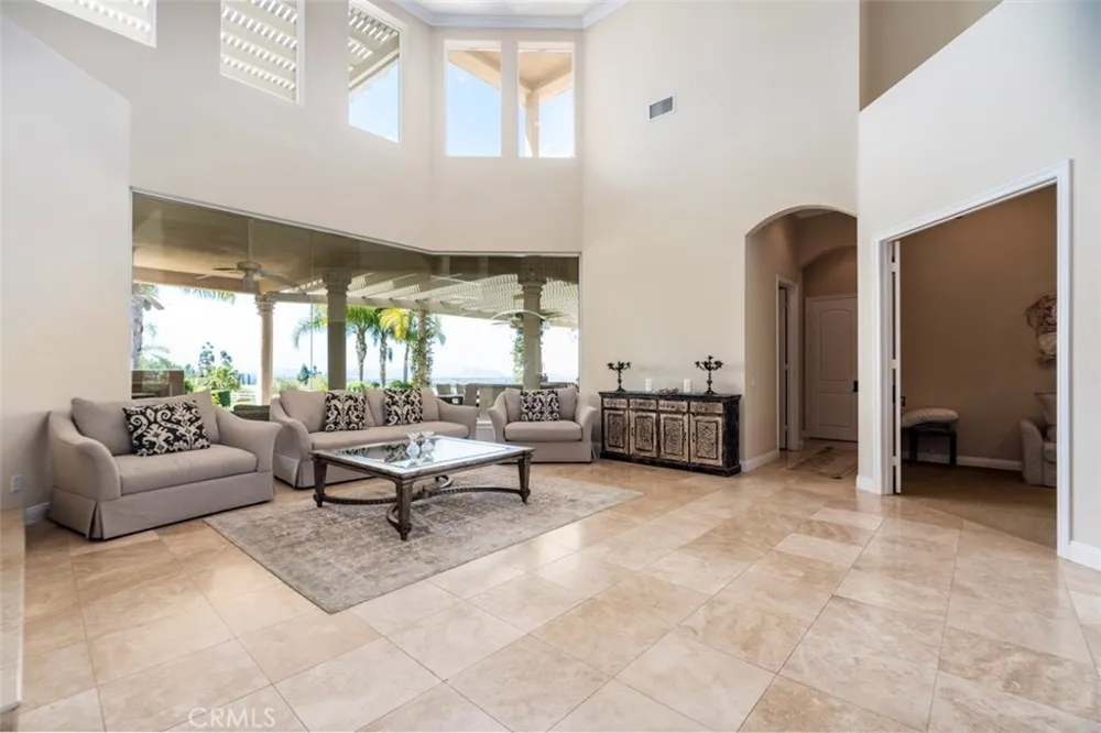 38750 Celita Temecula, CA 92592
