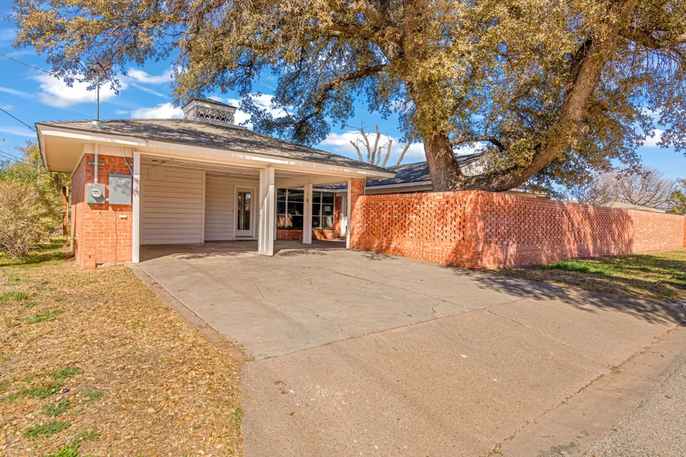1200 E 13th Street Sweetwater, TX 79556