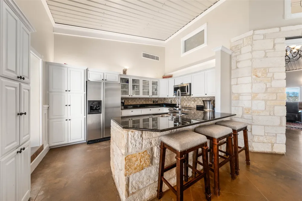 2820 Talbert Ranch Road China Spring, TX 76633