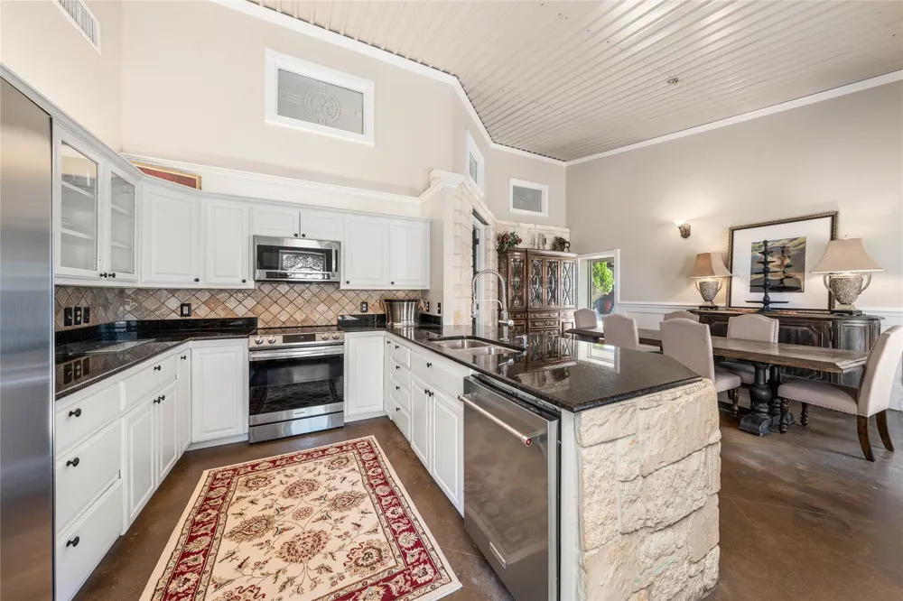 2820 Talbert Ranch Road China Spring, TX 76633