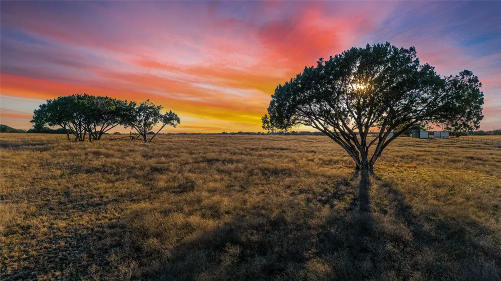 2820 Talbert Ranch Road China Spring, TX 76633