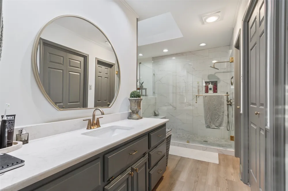 409 Shadow Mountain Drive Woodway, TX 76712