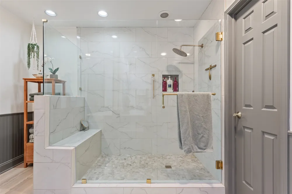 409 Shadow Mountain Drive Woodway, TX 76712