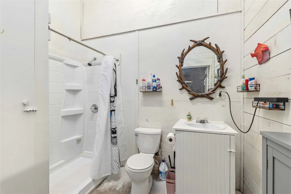 194 County Road 214 Goldthwaite, TX 76844