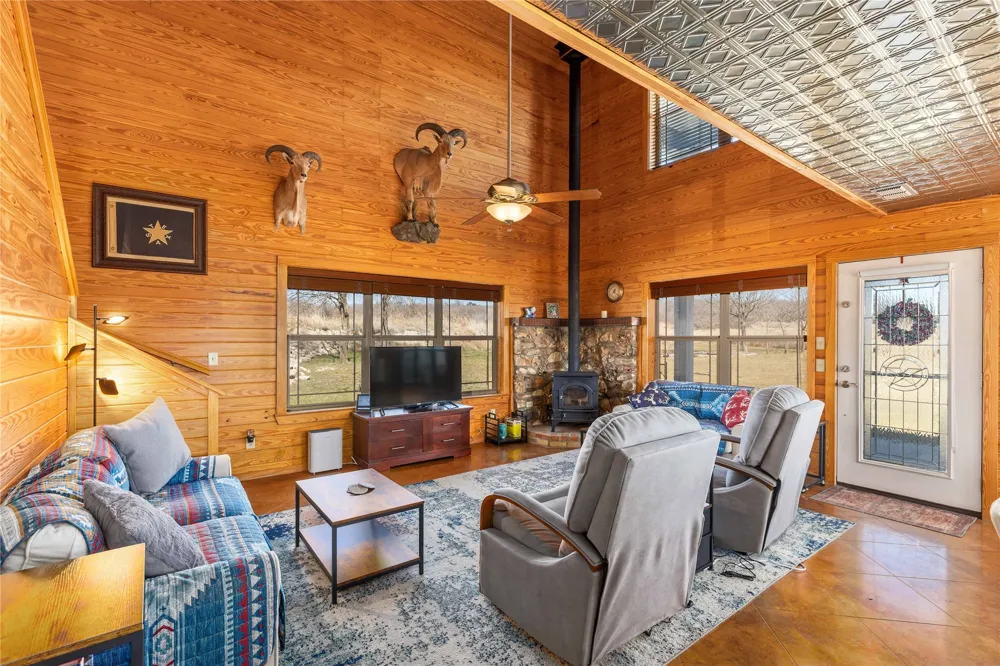 194 County Road 214 Goldthwaite, TX 76844
