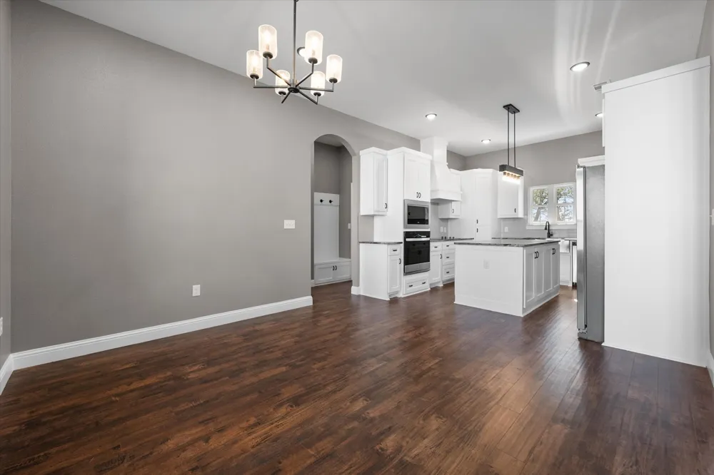 4609 County Road 206 Grandview, TX 76050