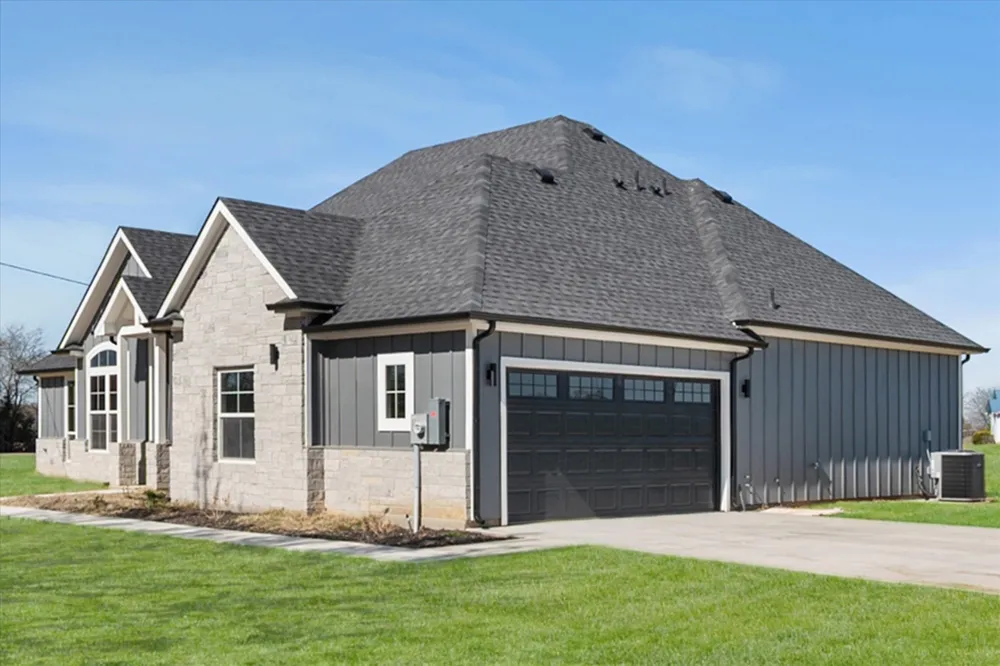 4609 County Road 206 Grandview, TX 76050