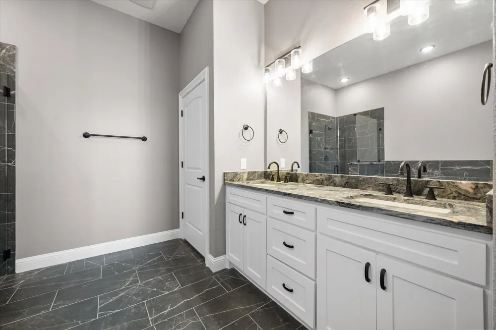 4609 County Road 206 Grandview, TX 76050