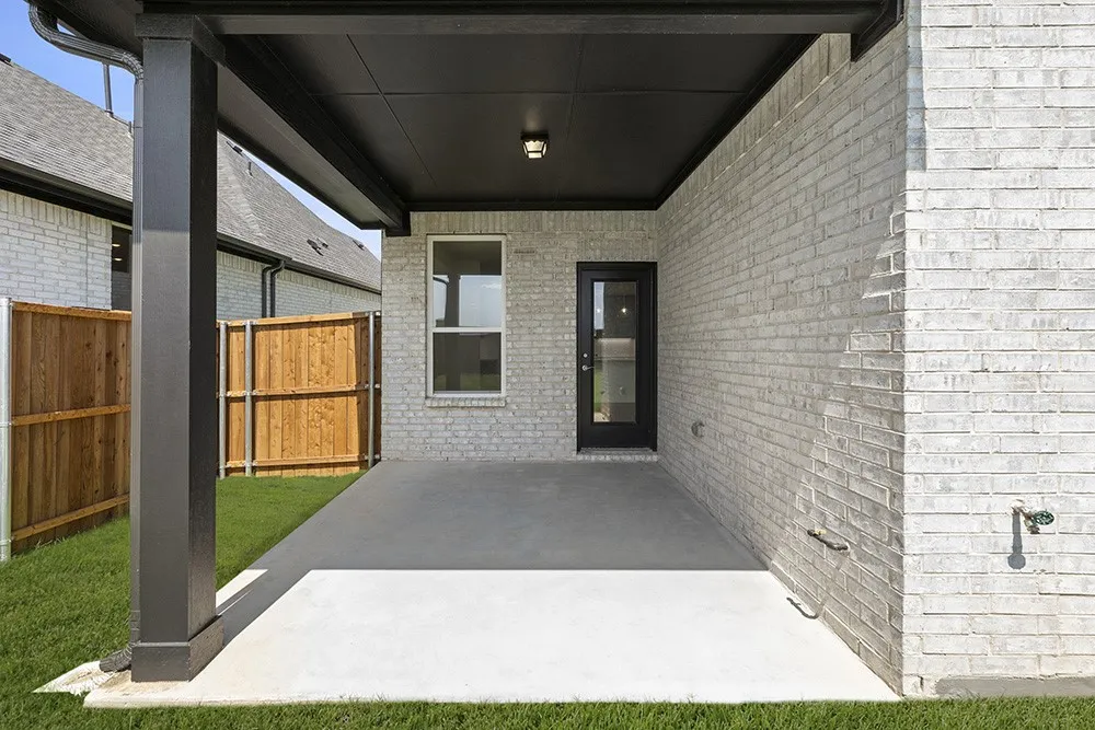 17245 Oxborough Drive Fort Worth, TX 76247