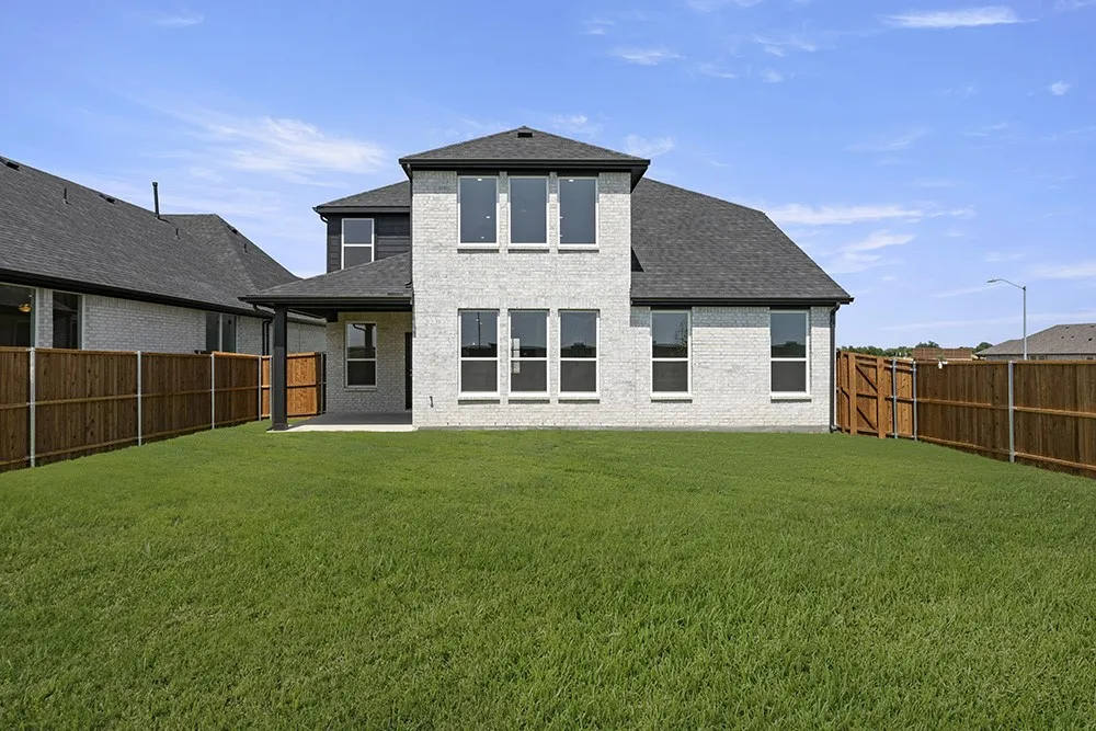 17245 Oxborough Drive Fort Worth, TX 76247