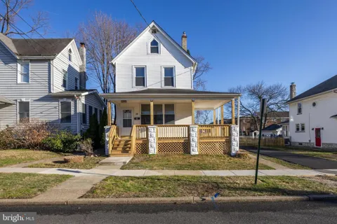 28 W GREENWOOD AVENUE