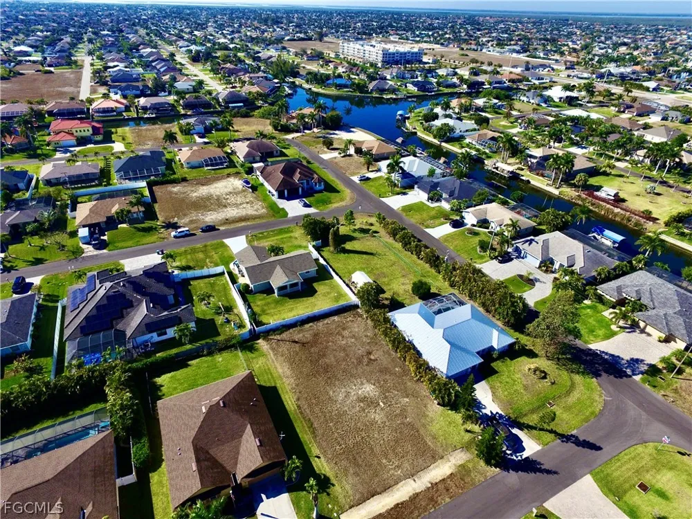 SW 39th Terrace Cape Coral, FL 33914