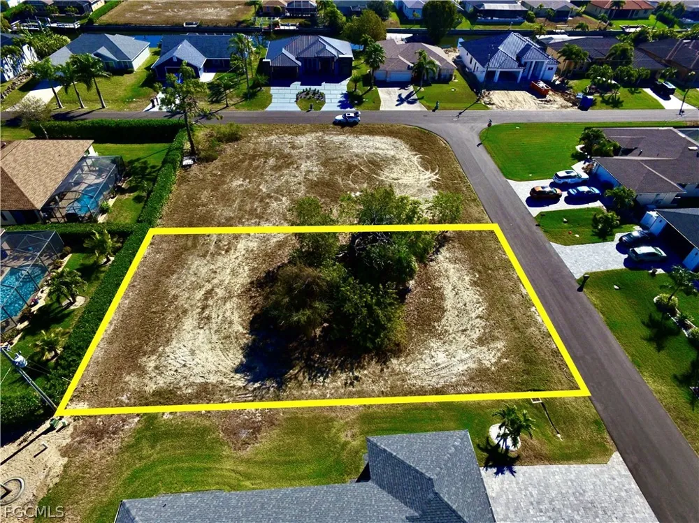 SW 39th Street Cape Coral, FL 33914