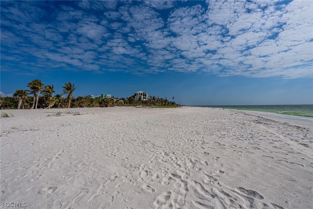 Longboat Circle Captiva, FL 33924