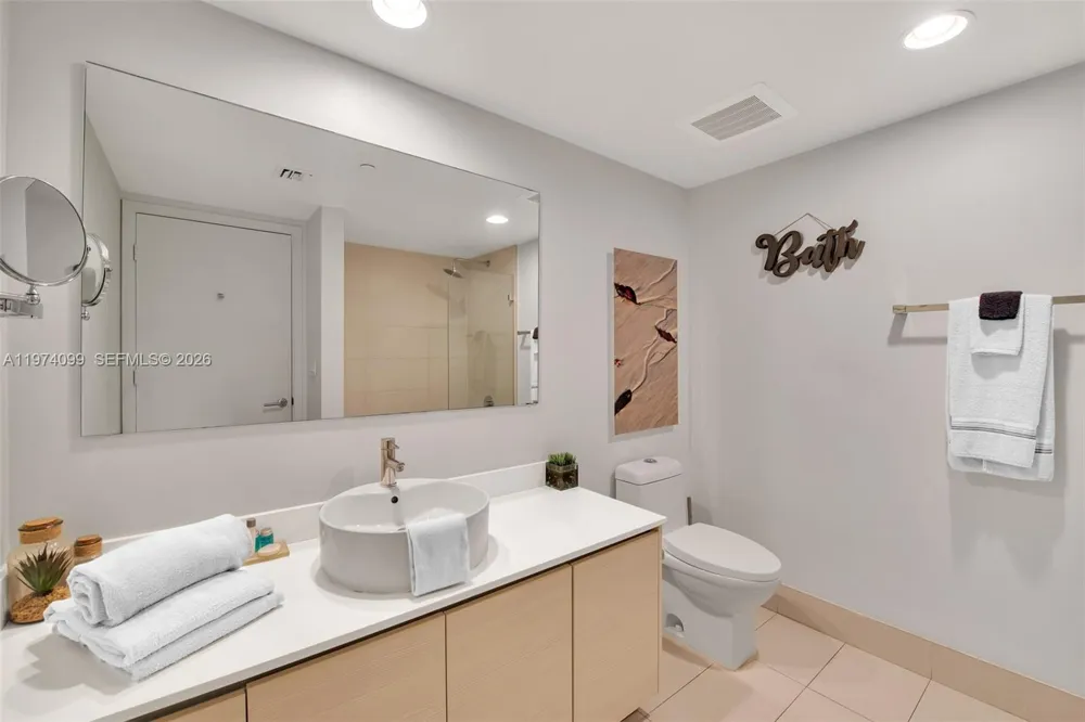 2602 E Hallandale Beach Blvd #R2806 Hallandale Beach, FL 33009