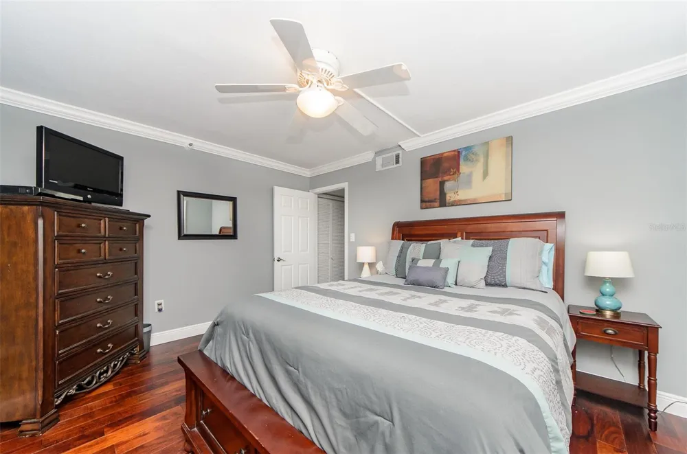 1250 GULF BOULEVARD #703 Clearwater Beach, FL 33767