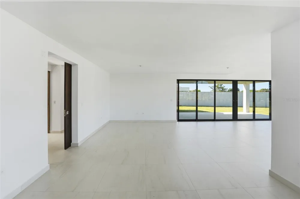 804 CAMINO DE LAS VERBENAS Dorado, PR 00646